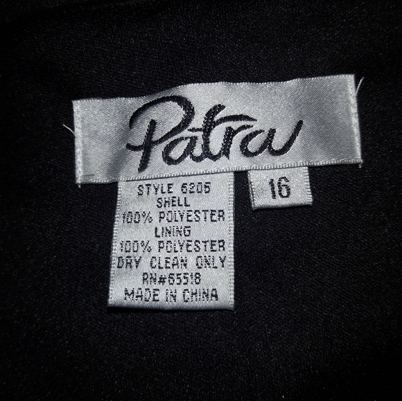 Tiered Capelet Dress - Picture 5 of 10